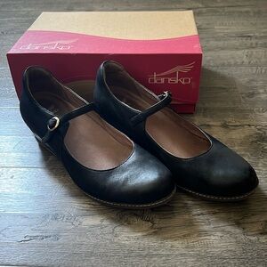 Dansko Lorelei Burnished Nubuck Mary Janes